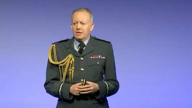 «Россия становится все более боеспособной»: глава британского Генштаба выразил