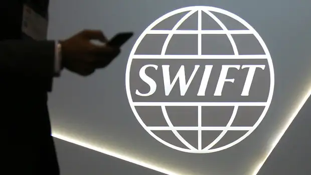 В Кремле прокомментировали возможность отключения России от SWIFT