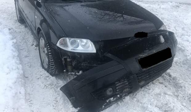 «Сам виноват»: ГИБДД Петрозаводска отказалась помогать водителю на неубранной дороге