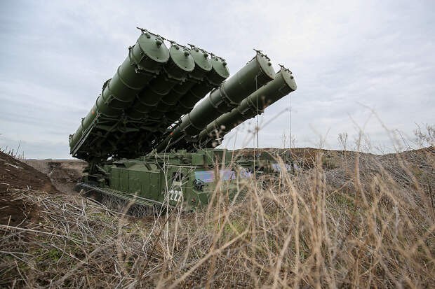 Минобороны: В небе над Ростовской областью перехвачена противокорабельная ракета "Нептун"