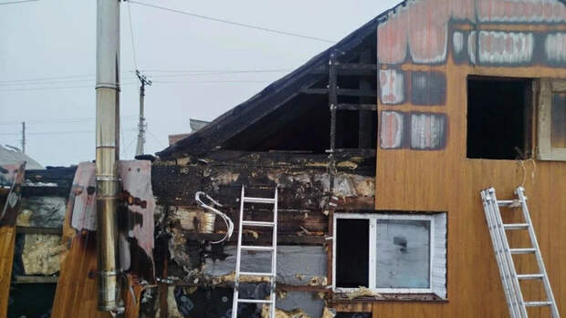 Пожар в доме многодетной семьи произошел на Алтае