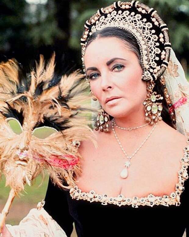 Какие тайны хранит самая загадочная жемчужина в мире, которую носили монархи: Ла Перегрина