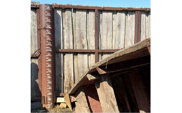 В Заокском появился мерный столб для воды