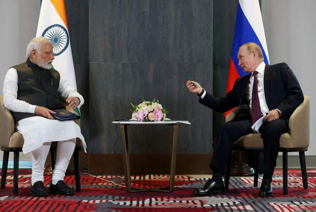 Нарендра Моди и Владимир Путин
