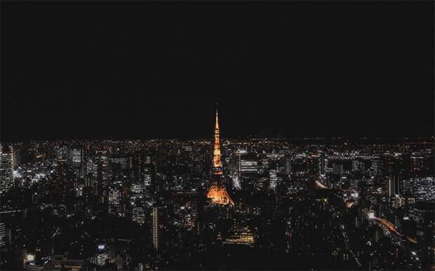 Город миллионов огней: 13 снимков ночного Токио