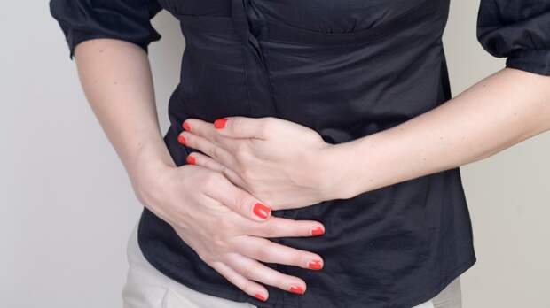 Гинеколог рекомендовала мужьям активно помогать жёнам в период ПМС