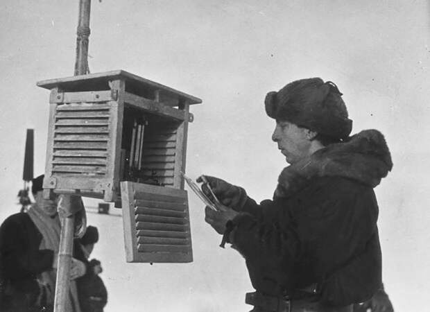 Как советские ученые дрейфовали на льдине 274 дня