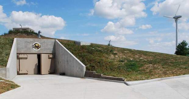 Военный бункер со всеми удобствами: идеальное место, в котором можно укрыться от катастрофы: фото