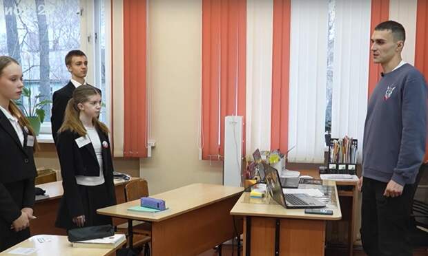 В Северодвинске участник кадровой программы провёл открытый урок