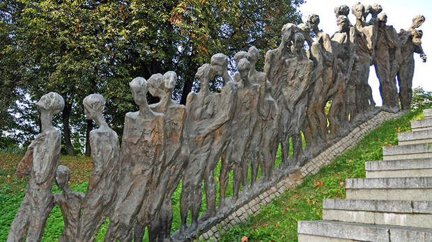 Ретрокалендарь: от кровавой бойни в оккупированной Белоруссии до создания добровольных народных дружин