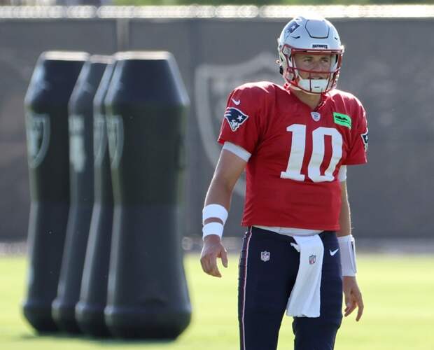Concerns Swirl Around The Patriots After Mac Jones Puts In His Worst Practice Yet