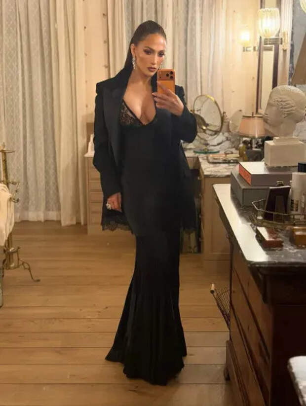 Дженнифер Лопес