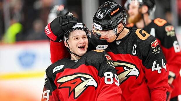 Шарипзянов объяснил, зачем афиширует благотворительность: «Если кто-то посмотрит и не пожалеет 100 рублей — круто»