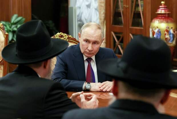 Путин: люди во многих странах задумываются о ценностях и их сохранении