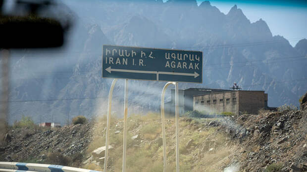 Посольство РФ: россияне могут выехать из Ирана через Армению