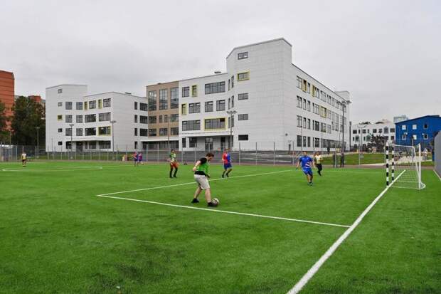 В Молжаниновском открылась школа