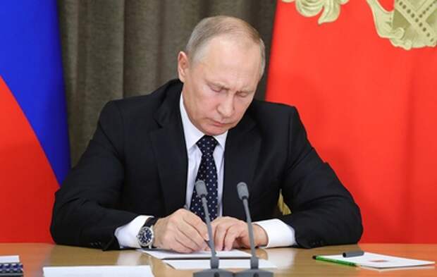 Путин подписал ряд важных законов