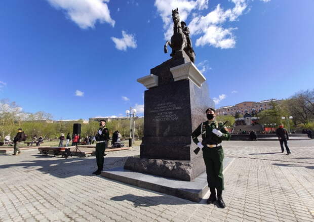 Победа улан удэ. Памятник Дню Победы в Улан Удэ. Парк славы Улан-Удэ. Мемориал Победы 2021 Улан Удэ. Мемориал Победы Улан-Удэ ночью.