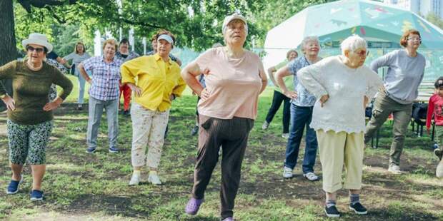 Программа "Московское долголетие" помогает пенсионерам поддерживать себя в форме/ Фото mos.ru