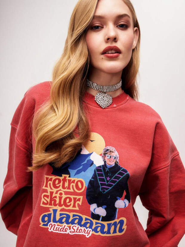 Толстовка Retro Skier Glaaam, Nude Story, 17 450 руб. (nudestory.ru)