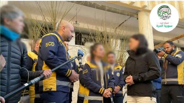 Новые приключения Бербок в Сирии: на этот раз главе МИД ФРГ исламисты заблюрили лицо на фото