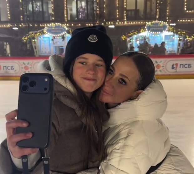 Телеведущая Юлия Барановская опубликовала редкие кадры с дочерью от Аршавина