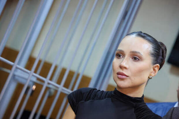 У блогера Лерчек изъяли коллекцию премиальных украшений и 46 млн рублей