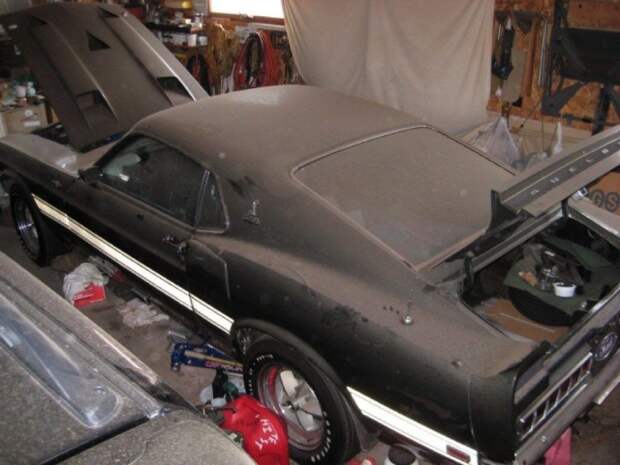 Barn find: Ford Mustang Shelby GT500 Cobra 1969 в идеальном состоянии