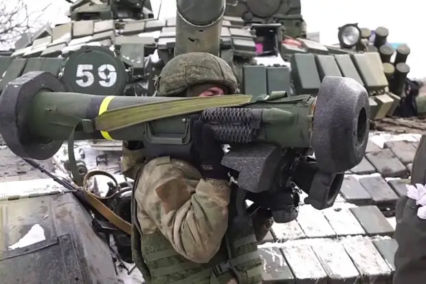 "Прекратите отправлять [на Украину] оружие!