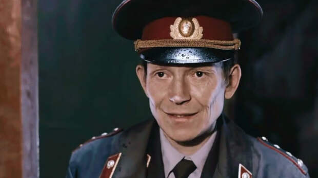 Роковая стопка: как спился и умер в 44 года Алексей Полуян из фильма «Груз 200»