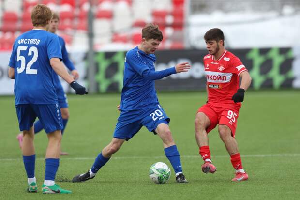 «Пари НН‑М» с поражения стартовал в Молодёжной футбольной лиге