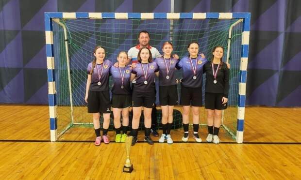 Тулячки из "Олимпа" завоевали серебро на областном первенстве по футзалу