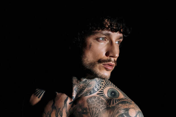 Музыканта Криштофоренко оштрафовали на 200 тысяч рублей за пьяное вождение