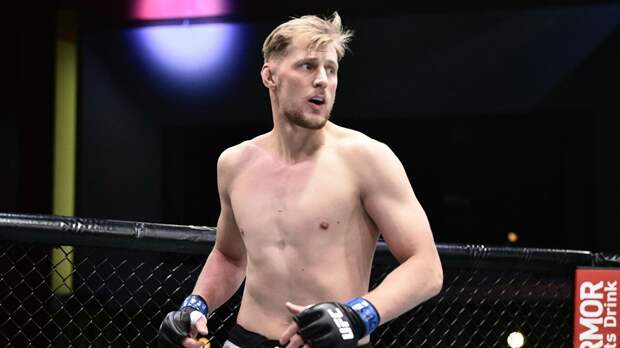 Шлеменко уверен, что Волков быстро вернет позиции в рейтинге UFC 