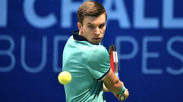 Ватутин проиграл на старте турнира в Хихоне