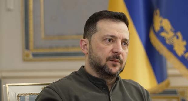 Боксер Усик обошел Зеленского в рейтинге доверия украинцев