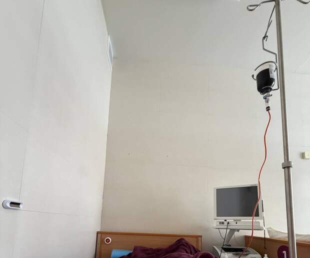 Певица Анна Седокова из больницы поблагодарила бога за возможность иметь детей