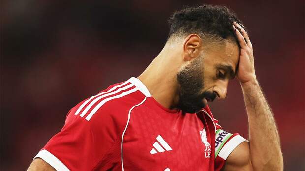 Слот объяснил, почему не выпустил Салаха в матче с «ПСЖ»