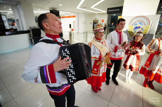 Өйләнешүчеләр арта, аерылышулар кими: 2025 елның демографик нәтиҗәләре