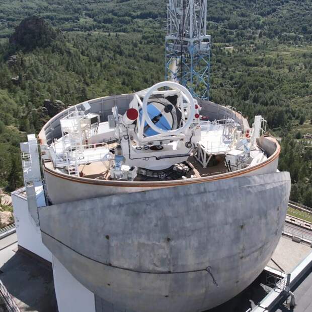 Оптика Ростеха поможет отслеживать космические объекты в околоземном пространстве