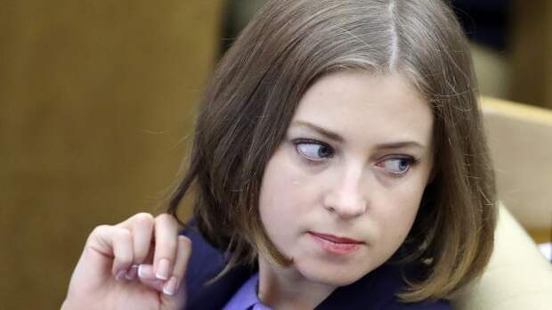 Людей надо любить: Поклонская ответила Собчак на слова о "генетическом отребье" Депутат Госдумы заявила, что Собчак пытается втянуть ее в публичную полемику.