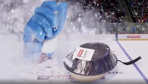 Colorado Avalanche And Chipotle Baffle Internet With 'Mixed Reality' Stunt