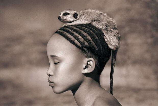 Люди и животные в фотографиях Gregory Colbert
