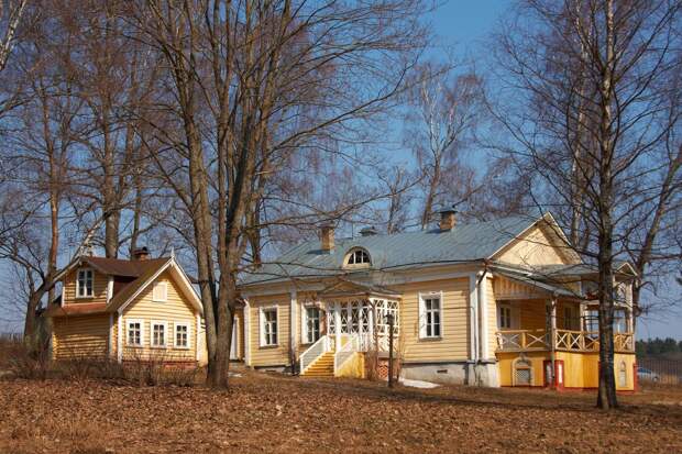 Флигель в деревне Мураново