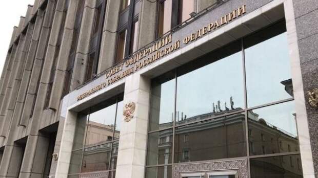 Цеков заявил о влиянии американских политиков на образ государства