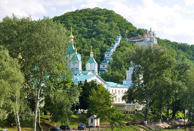 Пещерный комплекс Святогорской лавры 