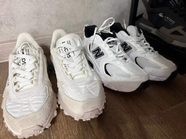 Не стирайте кроссовки в машинке: 3 состава, которые отбелят подошву и ткань за полчаса