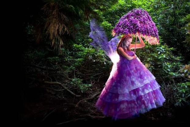 Цветочный зонтик. Автор: Kirsty Mitchell. Цветочный зонтик. Автор: Kirsty Mitchell.