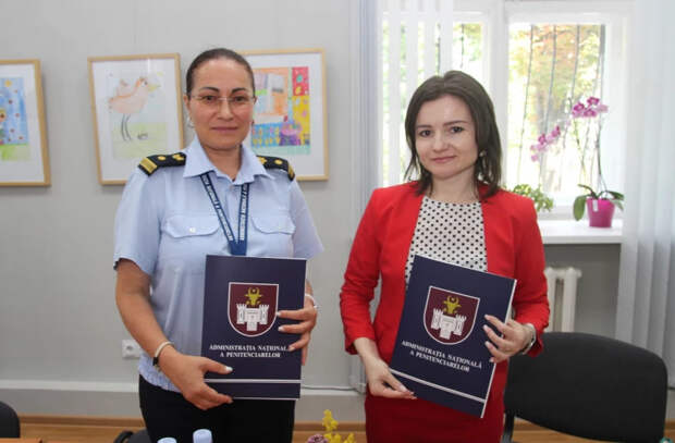 "Чтение объединяет нас" - специальная программа чтения для лиц, лишенных свободы