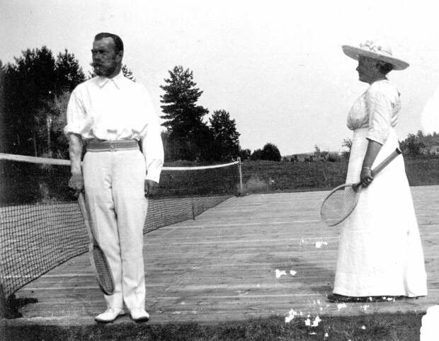 Николай II с удовольствием играл в теннис. /Фото: i.pinimg.com